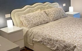 Achille Apartment